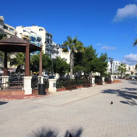 Penthouse In * Gzira